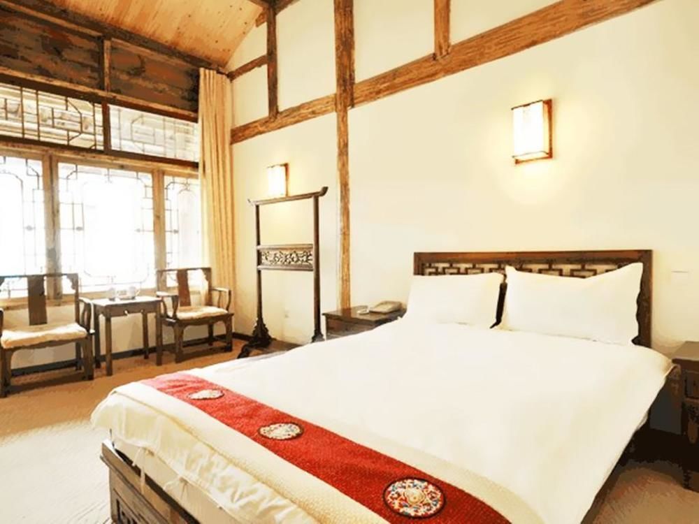 Golden Waterfront Inn Лиджанг Екстериор снимка