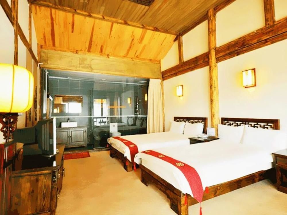 Golden Waterfront Inn Лиджанг Екстериор снимка